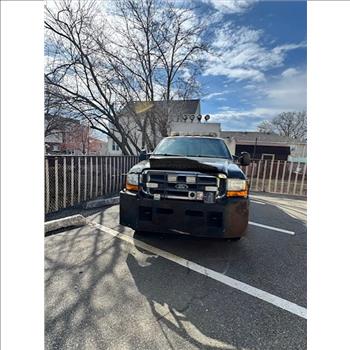 2001 Ford F-550 (Garfield, NJ 07026)