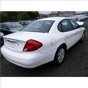 2001 Ford Taurus (Hartford, CT 06114)