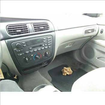 2001 Ford Taurus (Hartford, CT 06114)