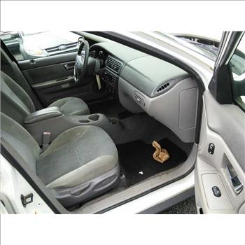2001 Ford Taurus (Hartford, CT 06114)