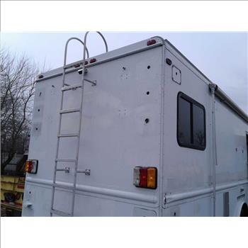 2001 Freightliner Mt55 (Brooklyn, NY 11214)