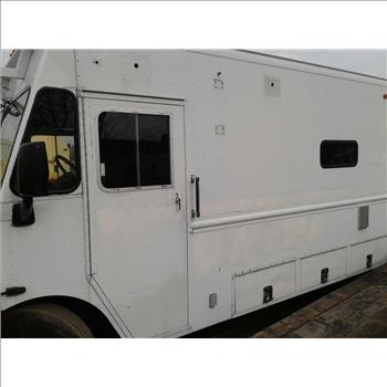 2001 Freightliner Mt55 (Brooklyn, NY 11214)