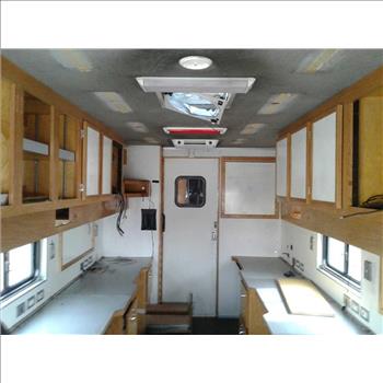 2001 Freightliner Mt55 (Brooklyn, NY 11214)