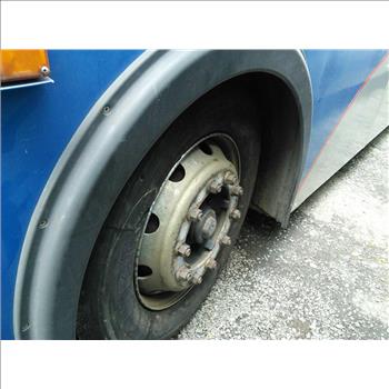 2001 New Flyer D40LF (Hartford, CT 06114)