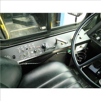 2001 New Flyer D40LF (Hartford, CT 06114)