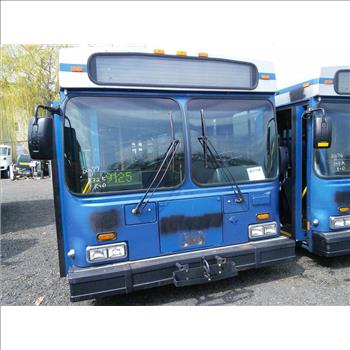 2001 New Flyer D40LF (Hartford, CT 06114)