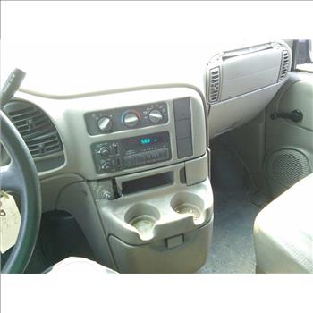 2002 Chevrolet Astro Van (Hartford, CT 06114)