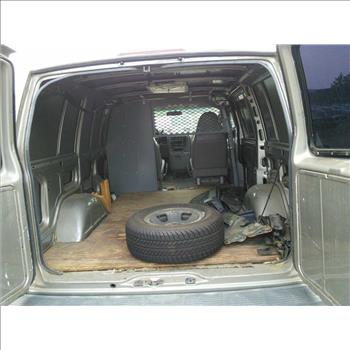 2002 Chevrolet Astro Van (Hartford, CT 06114)