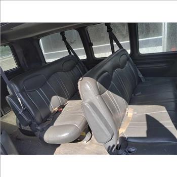 2002 Chevrolet Express (Hartford, CT 06114)