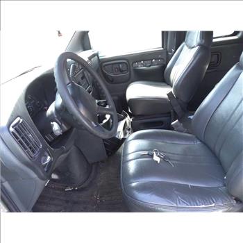 2002 Chevrolet Express (Hartford, CT 06114)