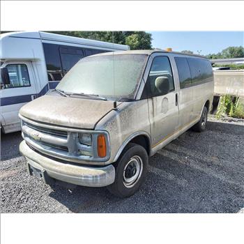 2002 Chevrolet Express (Hartford, CT 06114)