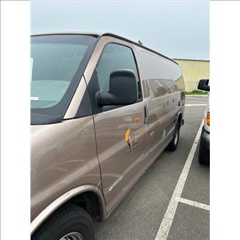 2002 Chevrolet Express (Merced, CA 95348)