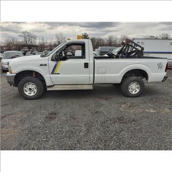 2002 Ford F350 Pickup (Hartford, CT 06114)
