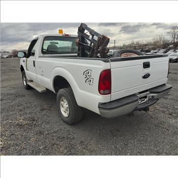2002 Ford F350 Pickup (Hartford, CT 06114)