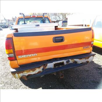 2002 GMC 2500 (Hartford, CT 06114)