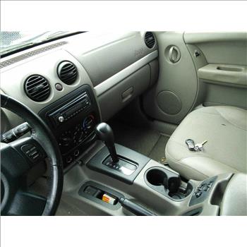 2002 Jeep Liberty Renegade (Hartford, CT 06114)