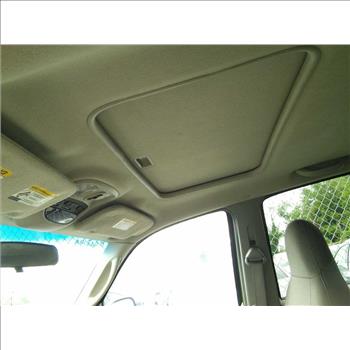 2002 Jeep Liberty Renegade (Hartford, CT 06114)