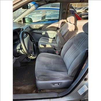 2002 Toyota Sienna (Jamaica, NY 11430)