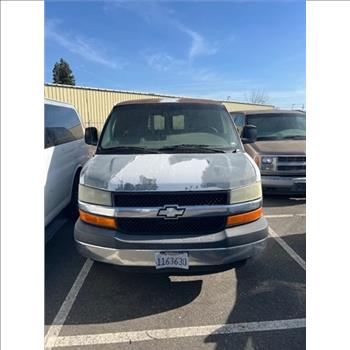 2003 Chevrolet Express G3500 (Merced, CA 95348)