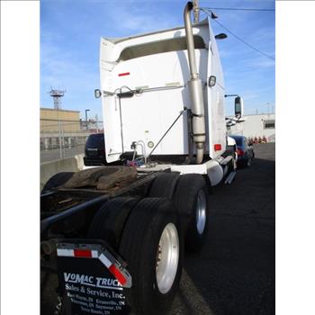 2003 Mack 600 (Newark, NJ 07114)