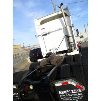 2003 Mack 600 (Newark, NJ 07114)