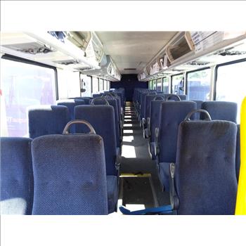 2003 MCI D450 (Hartford, CT 06114)