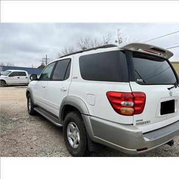 2003 Toyota Sequoia (Tye, TX 79563)