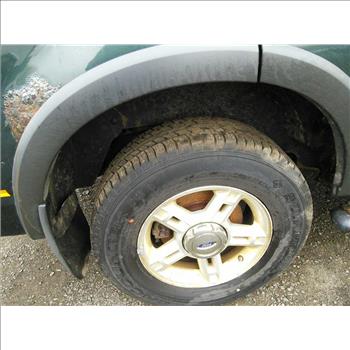 2004 Ford Explorer (Hartford, CT 06114)
