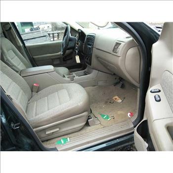 2004 Ford Explorer (Hartford, CT 06114)