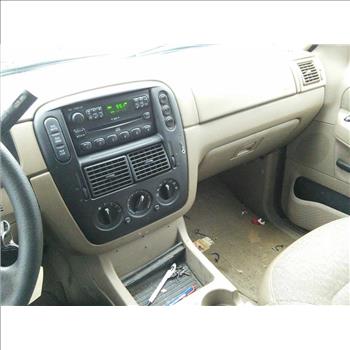 2004 Ford Explorer (Hartford, CT 06114)