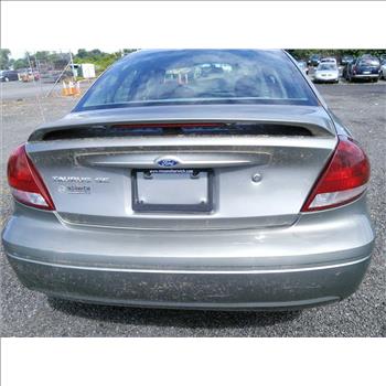 2004 Ford Taurus SE (Hartford, CT 06114)