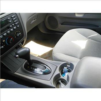 2004 Ford Taurus SE (Hartford, CT 06114)