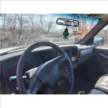 2004 GMC Sierra 2500HD (Hartford, CT 06114)