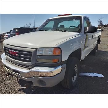 2004 GMC Sierra 2500HD (Hartford, CT 06114)
