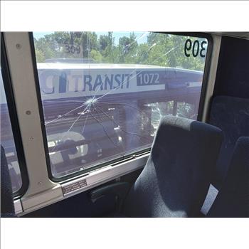 2004 MOTOR COACH INDUSTRIES 102DL3 Intercity/D4500 (Hartford, CT 06114)