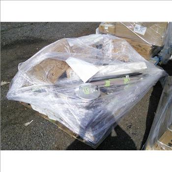 2004 New Flyer Bus Parts Pallet (Hartford, CT 06114)