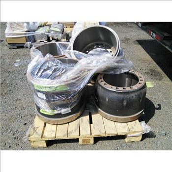 2004 New Flyer Bus Parts Pallet (Hartford, CT 06114)
