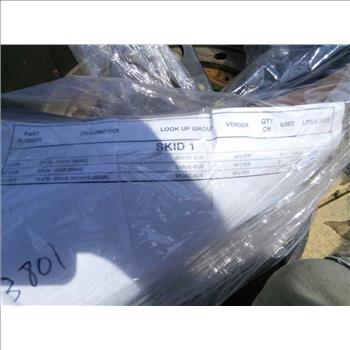 2004 New Flyer Bus Parts Pallet (Hartford, CT 06114)