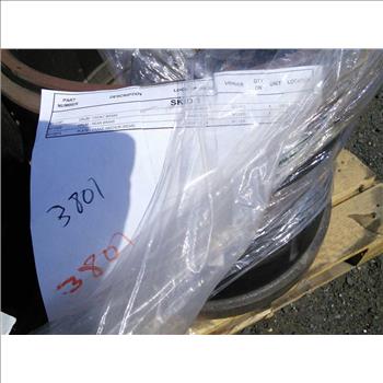 2004 New Flyer Bus Parts Pallet (Hartford, CT 06114)