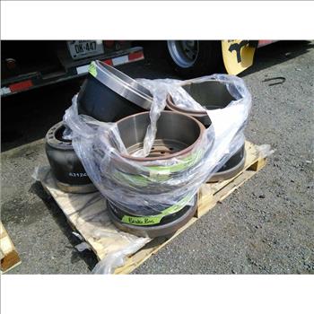 2004 New Flyer Bus Parts Pallet (Hartford, CT 06114)