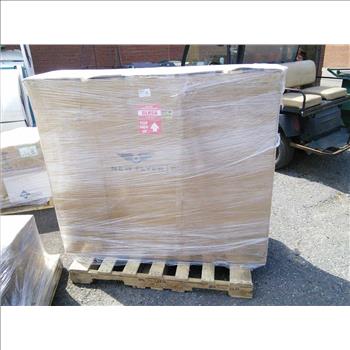 2004 New Flyer Bus Parts Pallet (Hartford, CT 06114)