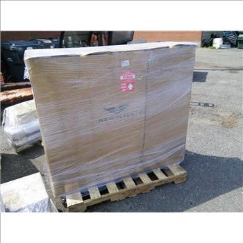 2004 New Flyer Bus Parts Pallet (Hartford, CT 06114)