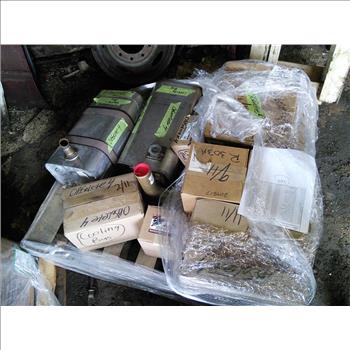 2004 New Flyer Bus Parts Pallet (Hartford, CT 06114)