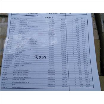 2004 New Flyer Bus Parts Pallet (Hartford, CT 06114)