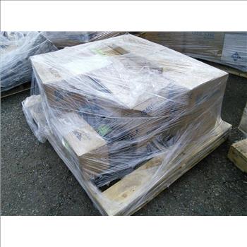 2004 New Flyer Bus Parts Pallet (Hartford, CT 06114)