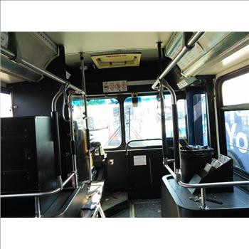 2004 New Flyer D40LF (Hartford, CT 06114)