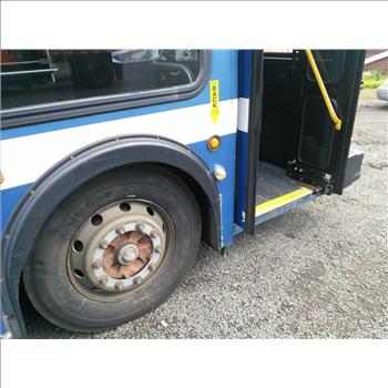 2004 New Flyer D40LF (Hartford, CT 06114)