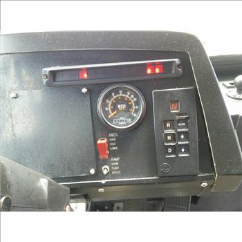 2004 New Flyer D40LF (Hartford, CT 06114)