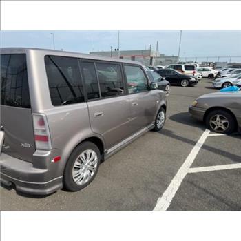 2004 Scion xB (Jamaica, NY 11430)