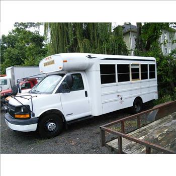 2005 Chevrolet Blue Bird School Bus (Hartford, CT 06114)